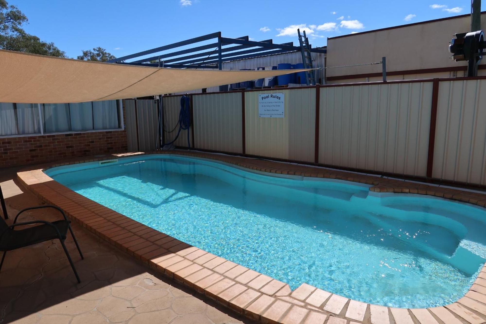 Charleville Waltzing Matilda Motor Inn Dış mekan fotoğraf